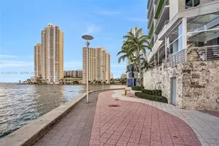 325 S Biscayne Blvd, Miami, FL 33131 - Photo 42