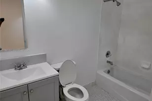 14611 N Kendall Dr, Miami, FL 33186 - Photo 10