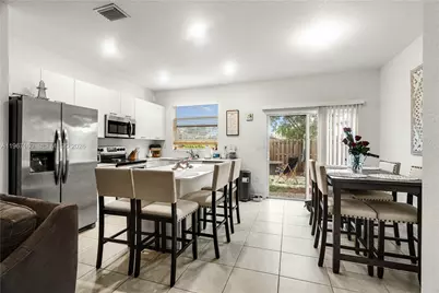 12121 NW 23rd Ct, Miami, FL 33167 - Photo 12