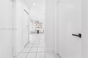 8865 NW 110th St, Hialeah Gardens, FL 33018 - Photo 24