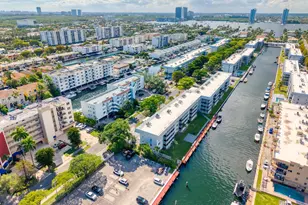 3849 NE 169th St, North Miami Beach, FL 33160 - Photo 20