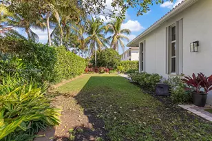 1774 Harbor Pointe Cir, Weston, FL 33327 - Photo 10