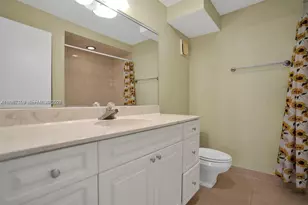 230 Lakeview Dr, Weston, FL 33326 - Photo 6