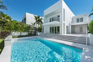 1325 Bay Dr, Miami Beach, FL 33141 - Photo 4