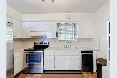 450 S Highland Ct #1, Hollywood, FL 33021 - Photo 20