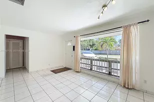 450 S Highland Ct, Hollywood, FL 33021 - Photo 12
