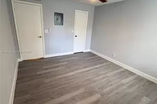 3330 Pinewalk Dr N, Margate, FL 33063 - Photo 10