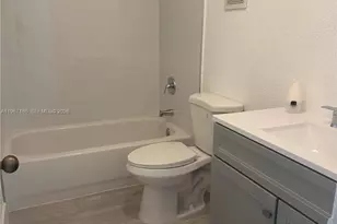 17255 SW 95th Ave, Palmetto Bay, FL 33157 - Photo 4