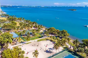 1750 N Bayshore Dr, Miami, FL 33132 - Photo 24