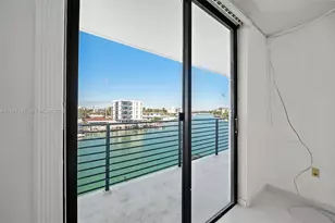 8100 Byron Ave, Miami Beach, FL 33141 - Photo 14