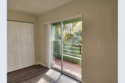 [Address not provided], Miami, FL 33172 - Photo 20