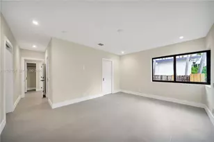 910 W 47th Ct, Miami Beach, FL 33140 - Photo 16