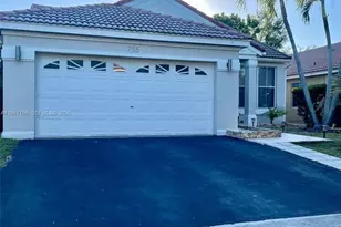755 Sand Creek Cir, Weston, FL 33327 - Photo 1