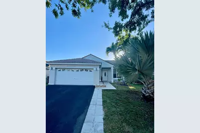 755 Sand Creek Cir #755, Weston, FL 33327 - Photo 2