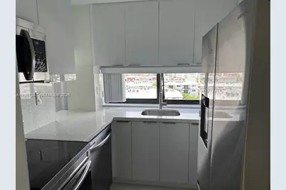 17021 N Bay Rd #904, Sunny Isles Beach, FL 33160 - Photo 10