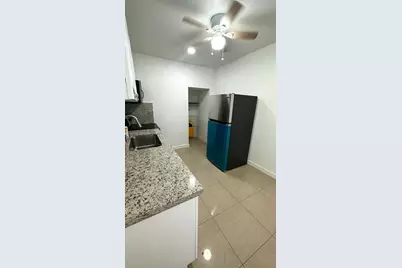 1770 NW 19th Ter #G, Miami, FL 33125 - Photo 2