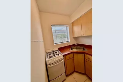 1027 Euclid Ave #10, Miami Beach, FL 33139 - Photo 14
