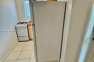 1027 Euclid Ave, Miami Beach, FL 33139 - Photo 16