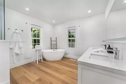 3951 Park Dr, Miami, FL 33133 - Photo 14