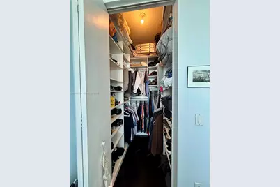 185 SW 7th St #4410, Miami, FL 33130 - Photo 10