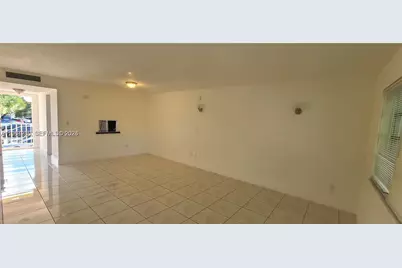 1540 NE 191st St #207, Miami, FL 33179 - Photo 4