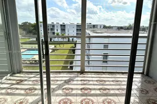 7980 N French Dr, Pembroke Pines, FL 33024 - Photo 14