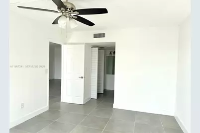 7980 N French Dr #3-404, Pembroke Pines, FL 33024 - Photo 8