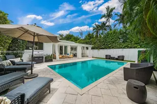 736 W 51st St, Miami Beach, FL 33140 - Photo 1