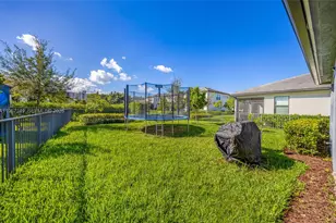 2454 Primrose Pl, Oakland Park, FL 33309 - Photo 38