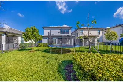 2454 Primrose Pl, Oakland Park, FL 33309 - Photo 40