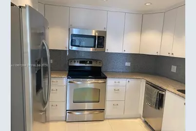 2500 Parkview Dr #2204, Hallandale Beach, FL 33009 - Photo 10