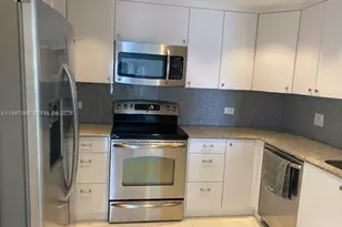 2500 Parkview Dr, Hallandale Beach, FL 33009 - Photo 10