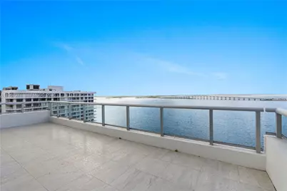 1541 Brickell Ave #C1607, Miami, FL 33129 - Photo 6