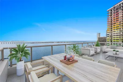 1541 Brickell Ave #C1607, Miami, FL 33129 - Photo 4