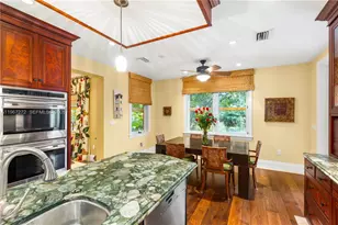 4867 SW 82nd St, Miami, FL 33143 - Photo 14