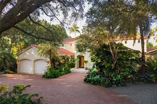 4867 SW 82nd St, Miami, FL 33143 - Photo 1