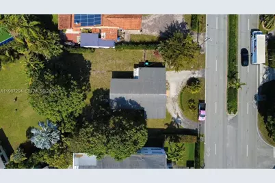 11600 NE 6th Ave, Biscayne Park, FL 33161 - Photo 14
