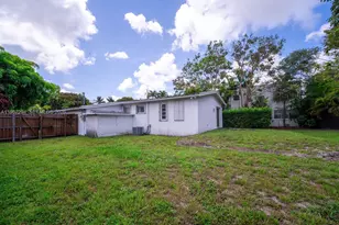 11600 NE 6th Ave, Biscayne Park, FL 33161 - Photo 22