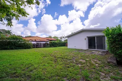 11600 NE 6th Ave, Biscayne Park, FL 33161 - Photo 24