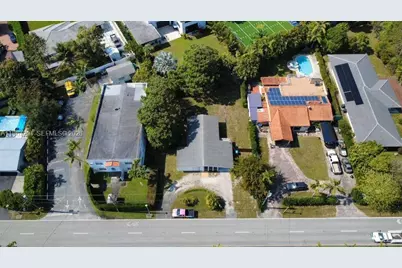11600 NE 6th Ave, Biscayne Park, FL 33161 - Photo 16