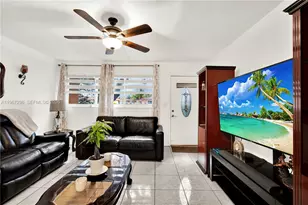 10881 SW 6th St, Sweetwater, FL 33174 - Photo 4