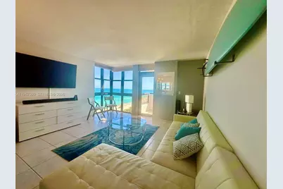 2555 Collins Ave #1914, Miami Beach, FL 33140 - Photo 4