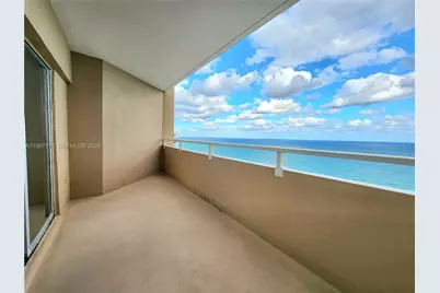 1980 S Ocean Dr #PHE, Hallandale Beach, FL 33009 - Photo 2