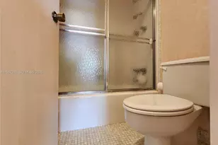 1980 S Ocean Dr, Hallandale Beach, FL 33009 - Photo 14