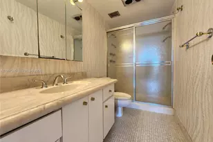 1980 S Ocean Dr, Hallandale Beach, FL 33009 - Photo 16