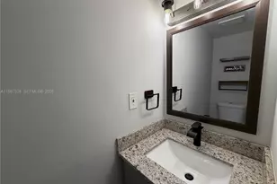 1711 W 58th St, Hialeah, FL 33012 - Photo 16