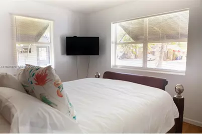 1821 Harding St, Hollywood, FL 33020 - Photo 10