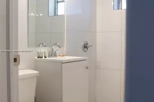 1821 Harding St, Hollywood, FL 33020 - Photo 8