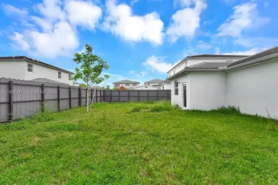 12735 SW 211th St, Miami, FL 33177 - Photo 32