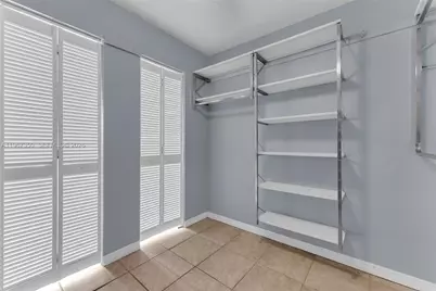 800 Parkview Dr #1007, Hallandale Beach, FL 33009 - Photo 10
